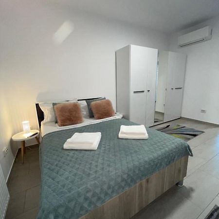 Studio Apartment Palas Mall ヤシ エクステリア 写真